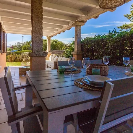 Guesthost - W Parking And Veranda