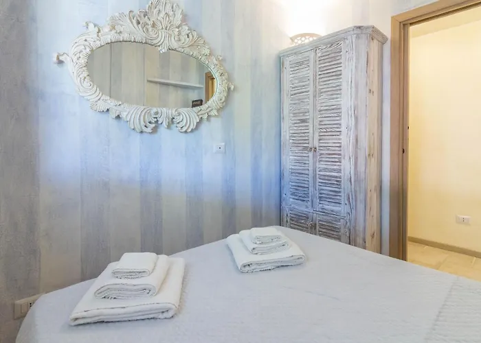 Daire Guesthost - W Parking And Veranda Porto Rotondo